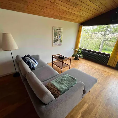 Spacious Villa, *
